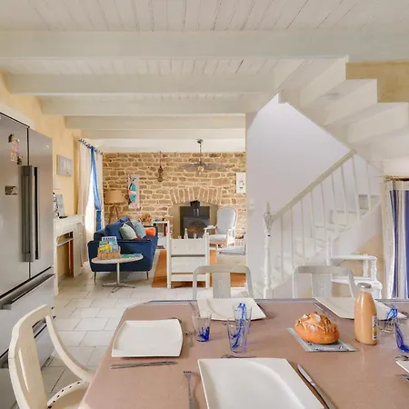 Prázdninový dům Maison Avec Terasse Et Jardin - 1km De Kerity